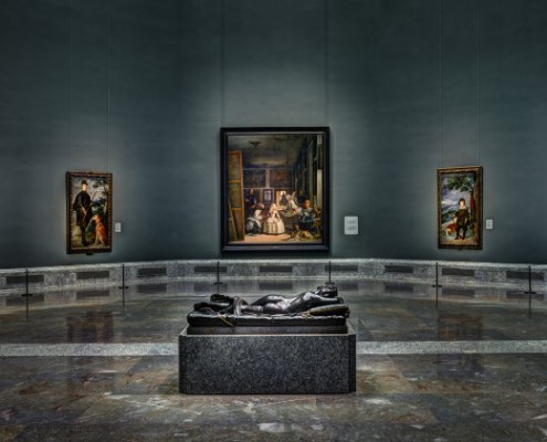 christian voigt - Central Gallery Prado H 108 cm x B 250 cm Edition 12 DISTANCE FRAME, TULIPWOOD, BLACK